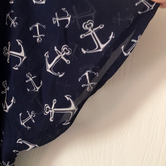 Woman’s truth anchor all over print blouse - Picture 6 of 11